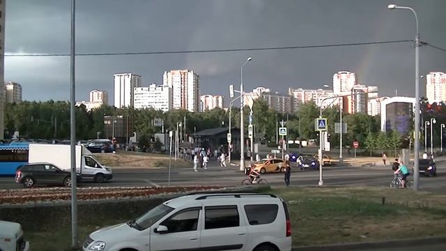 Метро "Селиге́рская" и РАДУГА на небе смотреть онлайн