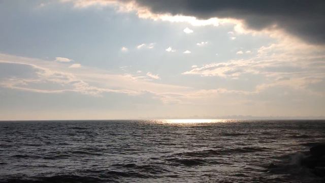 Cолнце уходит в море смотреть онлайн