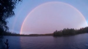 Красивая радуга в Карелии.