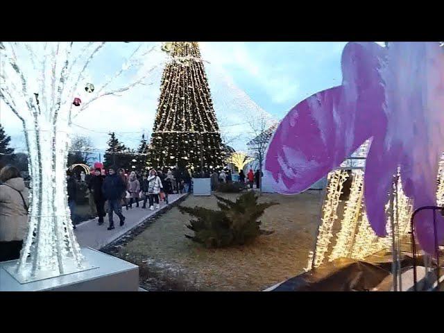 АСТРАХАНЬ, НОВОГОДНИЙ КРЕМЛЬ, КАТОК В КРЕМЛЕ