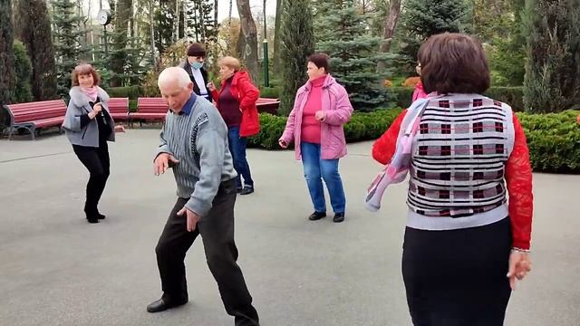 ШУДЫН БОЙЫНДА! ТАНЦЫ В ПАРКЕ ? ХАРЬКОВ АПРЕЛЬ 2023 смотреть онлайн