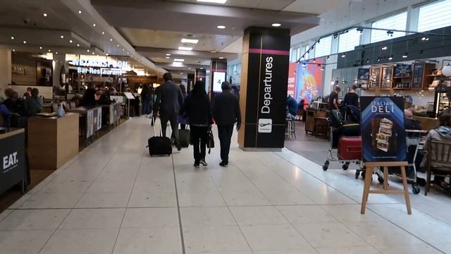 Edinburgh Airport -Terminal Tour - September 2019 смотреть онлайн