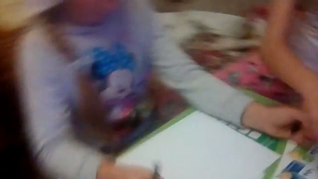 Кто рисует лучше смотреть онлайн