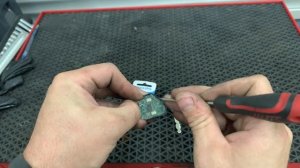 Замена батарейки в ключе TOYOTA COROLLA