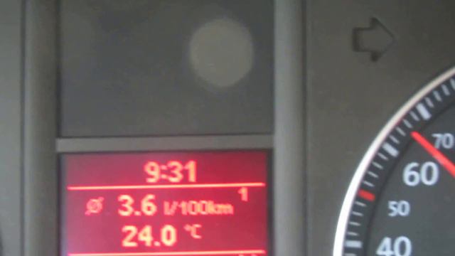 Video HD: Incredibil, consum real de doar 3,6 l / 100 km cu Volkswagen Jetta 1.6 benzina 102 CP смотреть онлайн