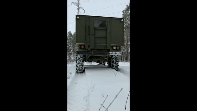 Unimog 404 On Rock Crawling Gear