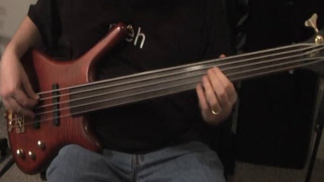 Warwick Corvette Pro Fretless смотреть онлайн