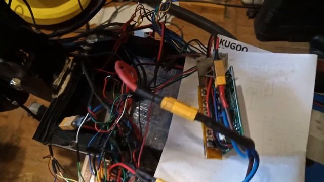 Like.Bike S10+ кастом, второй привод, электросамокат смотреть онлайн