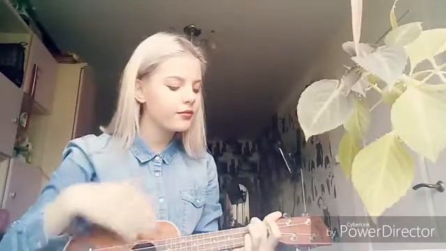 Игра на укулеле,песня Я скучаю... смотреть онлайн