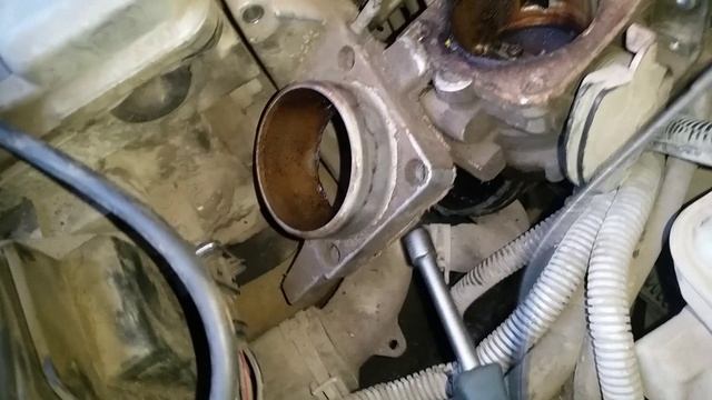 опель тигра снимаю дроссельную заслонку. Ч1.mp4 смотреть онлайн