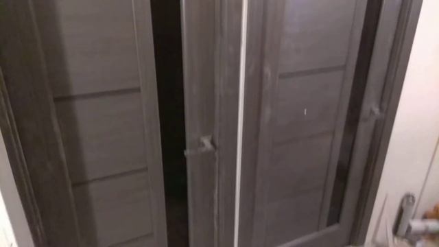 установка дверей подрезка наличников и коробки под кафель.Макс дверной смотреть онлайн