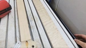 Снимаем накладку грифа и делаем новую. Замена накладки. (jet - 08)