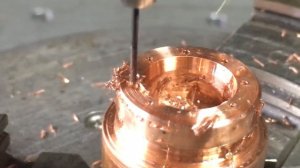 Сверлим медь сверлом 1 мм диаметром!