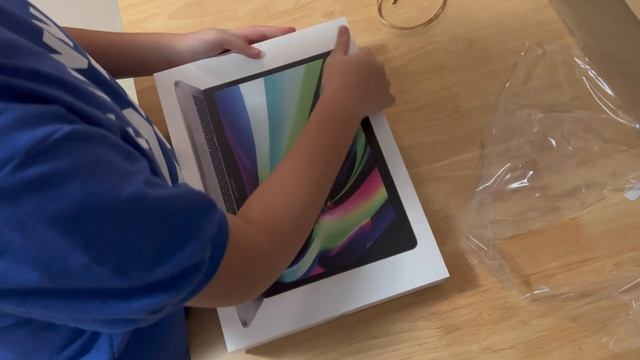 UnBox MacBook Pro M1 смотреть онлайн