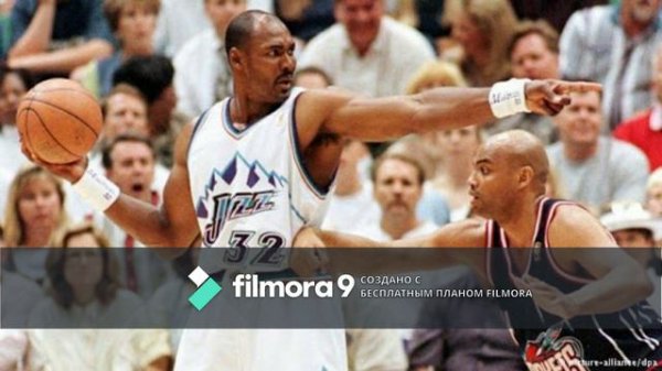 КАРЛ           МЭЛОУН