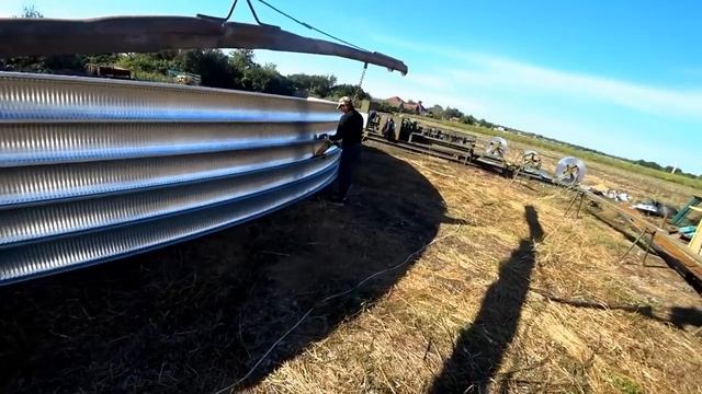 завершение купола,и торцов с воротами бескаркасного ангара(восьмой,девятый день)далее ждём ростверг