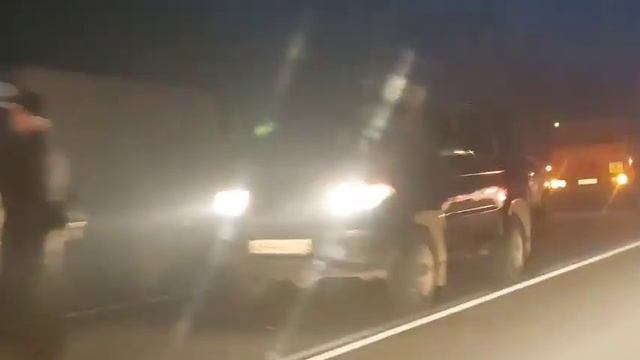В Кондинском районе из-за лесных пожаров ограничили движение транспорта на дорожном участке до Урая смотреть онлайн