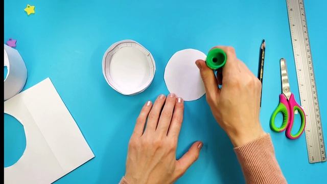 ? GIFT ROUND BOX do-it-yourself || How to make a beautiful gift wrapping from A4 paper смотреть онлайн