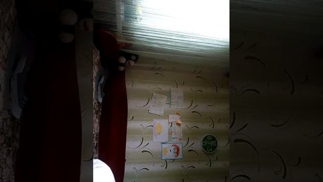 Раскладывают сушилку для белья [моёлицо] смотреть онлайн