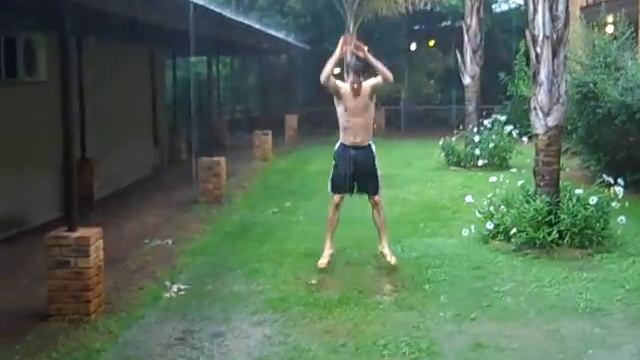 50 Burpee Test - S. Africa - In the rain and mud смотреть онлайн
