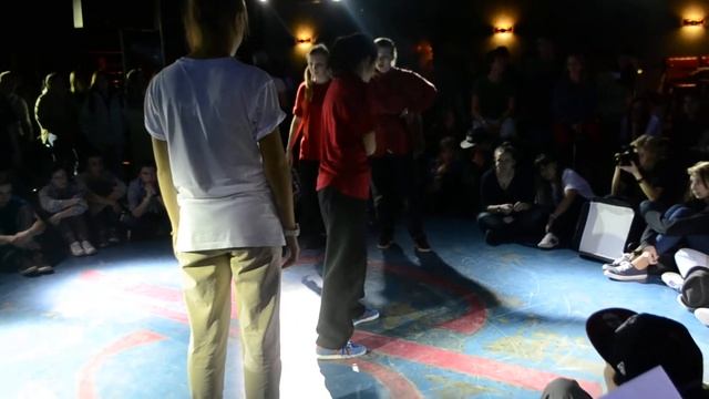 BLACKGROUND BATTLE Vol.2 Белгород / Hip-Hop 2х2 1/4 Мари& Margo vs TWISED MIND смотреть онлайн