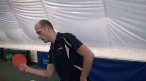 Подрезка справа в настольном теннисе