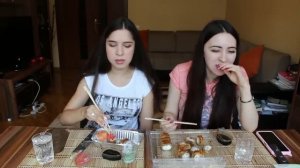 50 СУШИ РОЛОВ ЗА РАЗ/ MUKBANG / #AykaEmilly Ask Fatima