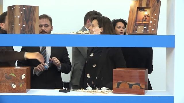 Урны для праха на выставке похоронного дела TANEXPO-2018, Болонья, часть первая смотреть онлайн