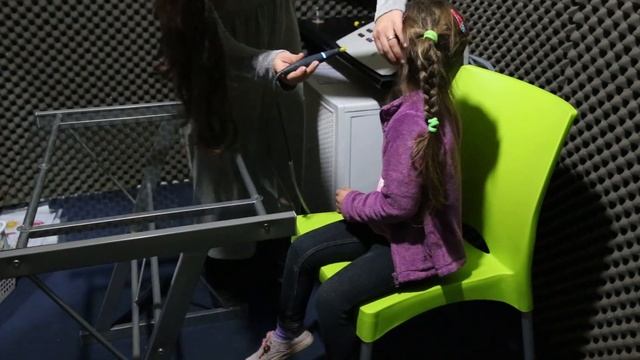 Библейский Зоопарк ✰ Как ПРОВЕРЯЮТ В ИЗРАИЛЕ СЛУХ и прокалывают уши смотреть онлайн