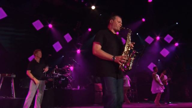 Simply Red - Something Got Me Started (Live At Montreux 2003) смотреть онлайн