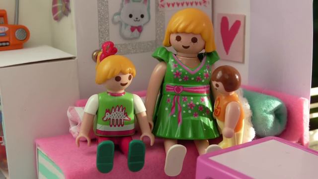 Playmobil Film deutsch - Als Mama und Papa noch klein waren - Video für Kinder von Familie Hauser смотреть онлайн