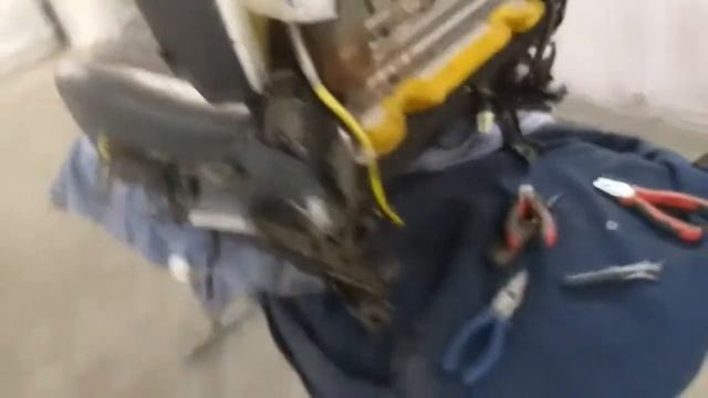 Как разобрать переднее сиденье тойота камри 40 (Toyota Camry 40)?