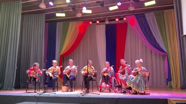 А. Шалов, Шуточная, средняя группа анс. Перезвон; смотреть онлайн