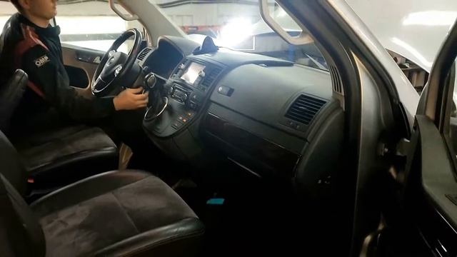 Volkswagen Multivan 2011 г. - Ремонт электрики смотреть онлайн