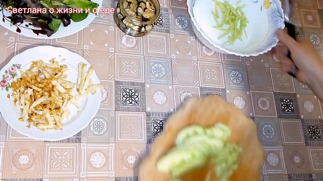 Салат с мидиями. Вкусный рецепт смотреть онлайн