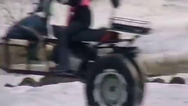 Самодельный квадроцикл ,с зимней приставкой . смотреть онлайн