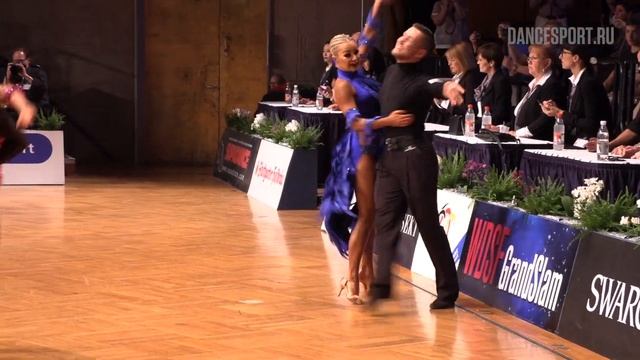 Timur Imametdinov - Nina Bezzubova GER | Samba | WDSF GrandSlam Latin | GOC 2018 смотреть онлайн