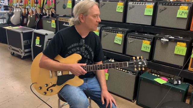 2022 Gibson ES-335 Satin Natural смотреть онлайн
