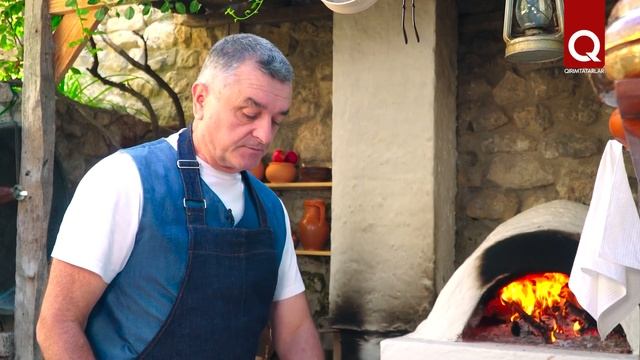 Чебурек, чиборек, чир-чир. Откуда такое название и как это готовится. смотреть онлайн