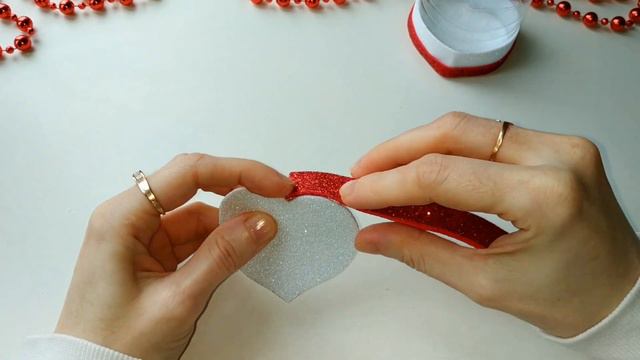 DIY 💖 Gift box heart 🎀Подарочная коробка из пластиковой бутылки и фоамирана смотреть онлайн