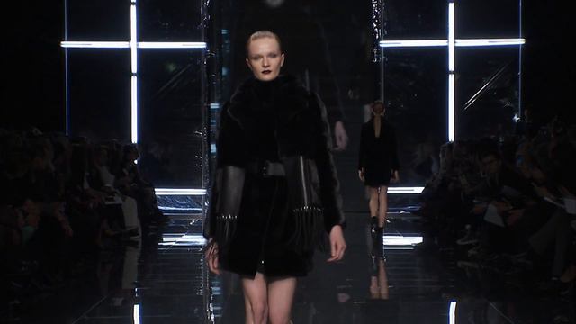 Gianfranco Ferré Furs 2016/17 смотреть онлайн