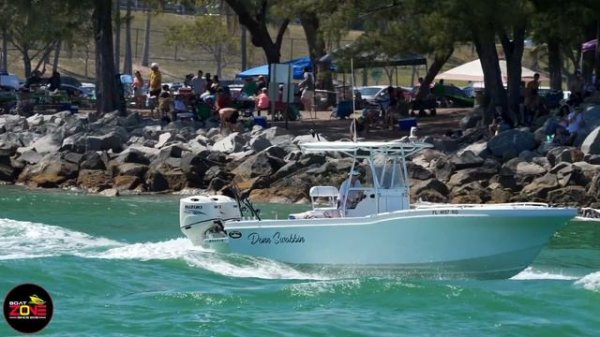 HOUSTON, WE HAVE A PROBLEM! MAYDAY, MAYDAY!! ANGRY WAVES AT HAULOVER | BOAT ZONE
