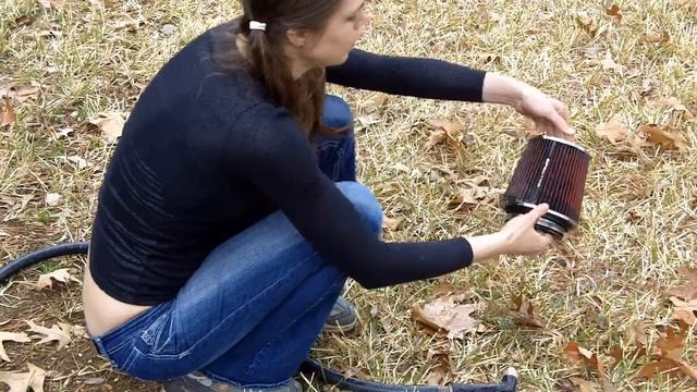 Cleaning or Replacing an Air Filter on a Car-Things Even a Monkey Should Know смотреть онлайн