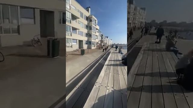 COVInews. Мальмё , Швеция поищем носящих маски. Видео от Лео смотреть онлайн