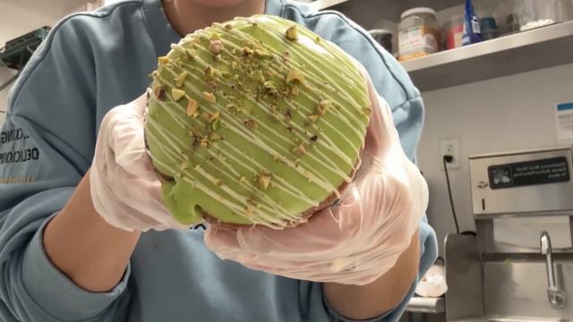 Spend a day at the donut shop / we have to make 3500 of these this week! смотреть онлайн