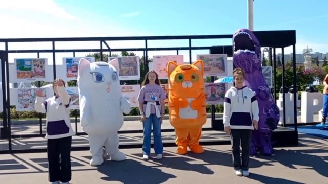 Лучшие танцы на площадке РДШ "Добро не уходит на каникулы? #РДШ #МедиаВыпускнойРДШ смотреть онлайн