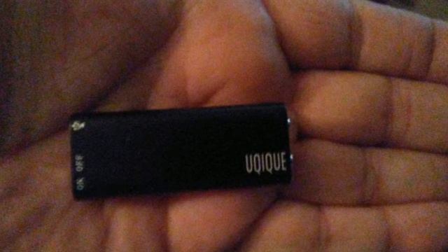 Uqique Mini Digital Voice Recorder, MP3 Player, Spy Recorder Video Review With Vocal Demonstration смотреть онлайн