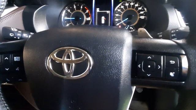 รีวิว Toyota Fortuner 2.4V 2WD ปี 2019 смотреть онлайн