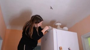 Как поменять люстру самостоятельно