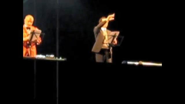 OGGI SMONTIAMO L'ANFITEATRO - VITO BIOLCHINI, ELIO TURNO ARTHEMALLE 2010 смотреть онлайн